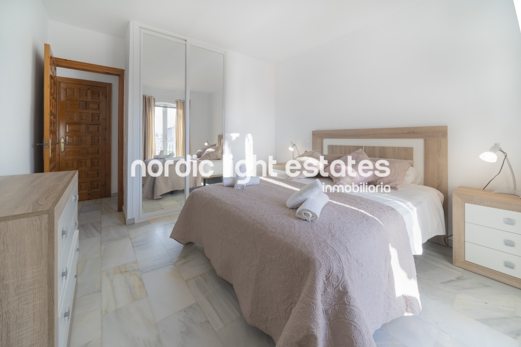 Solarium terrace, swimming pool, beautiful views, BBQ