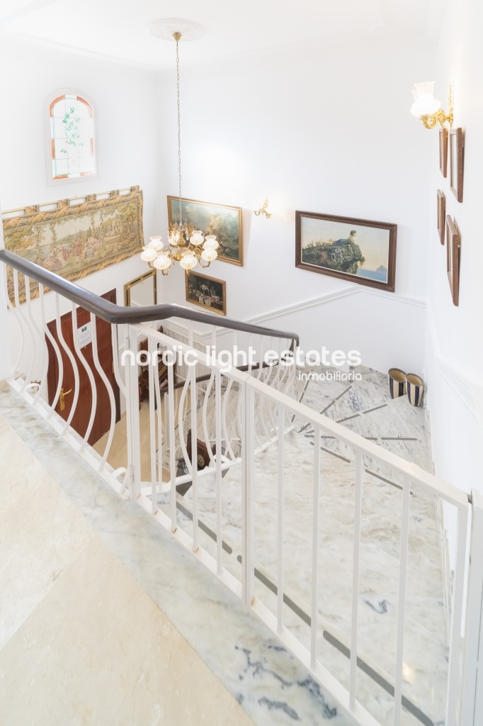 Similar properties Luminous Villa, terraces, garden and seaviews