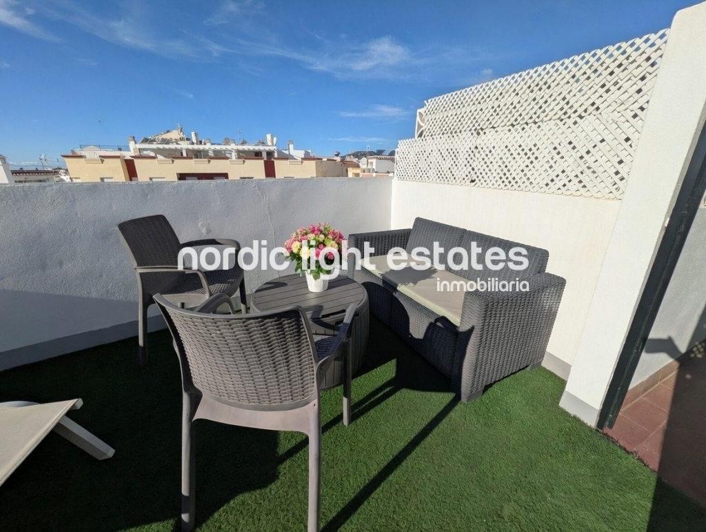 Propiedades similares Buena localización, playa, centro ciudad. Parejas