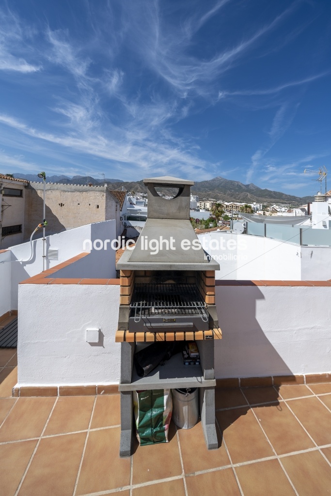 Similar properties Centre, roof terrace with BBQ, sun and beach