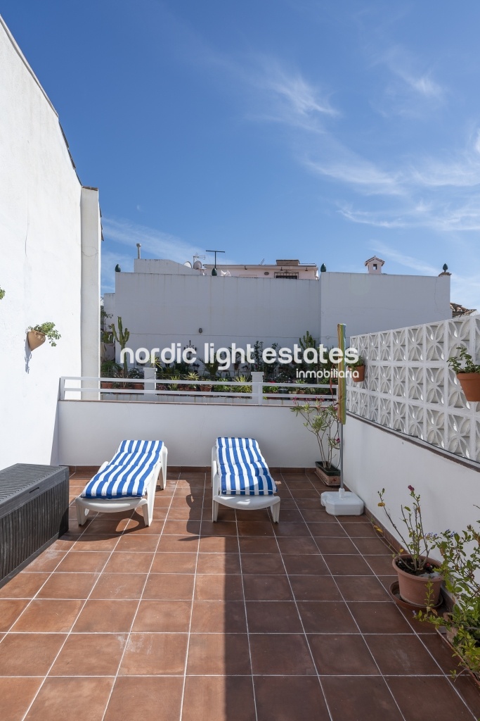 Carabeo. Centre, beach, private roof terrace