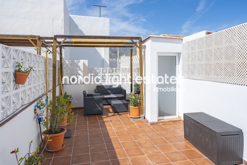 Similar properties Carabeo. Centre, beach, private roof terrace