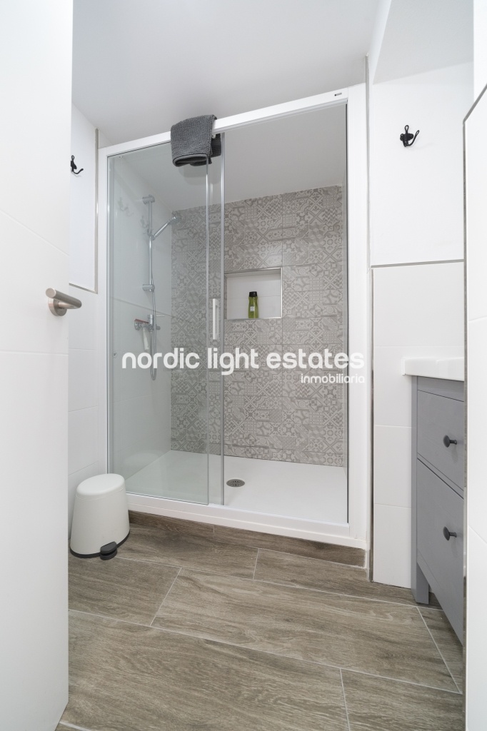 Similar properties Carabeo45. Bright, central and with jacuzzi