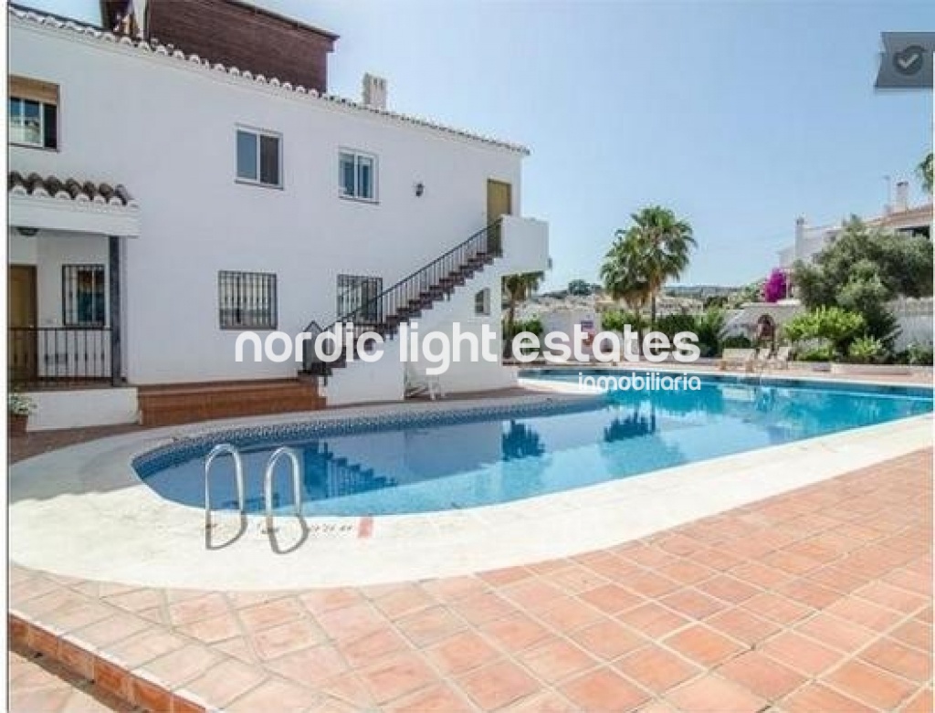 Moderno estudio en las afueras de Nerja