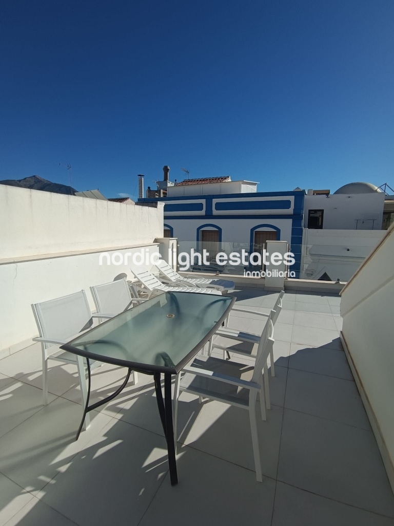 Ático en el centro con gran terraza privada
