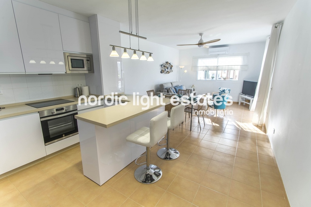 Bright apartment in Torrox Costa