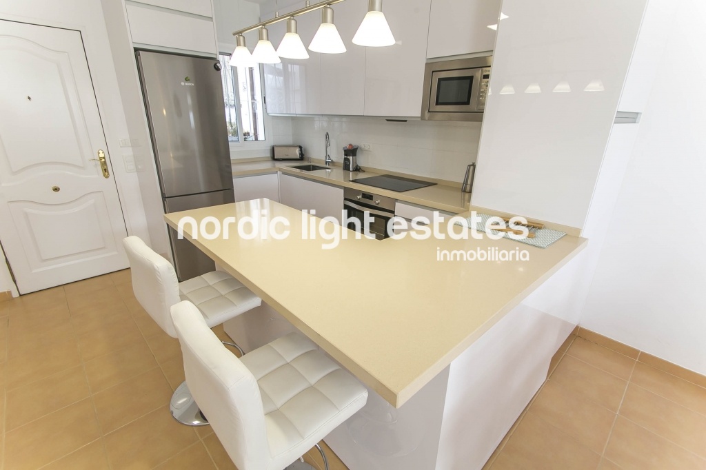 Bright apartment in Torrox Costa