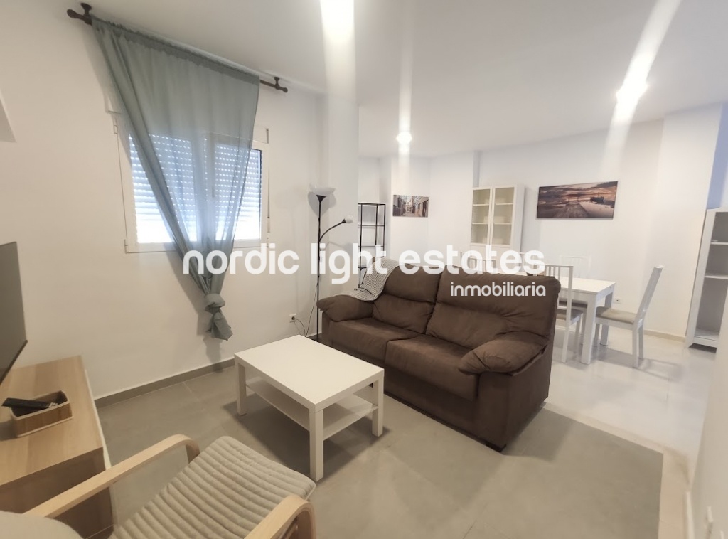 Apartamento con terraza privada en Nerja centro