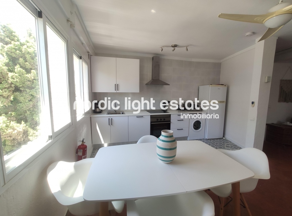 Wonderful newly renovated beachfront flat