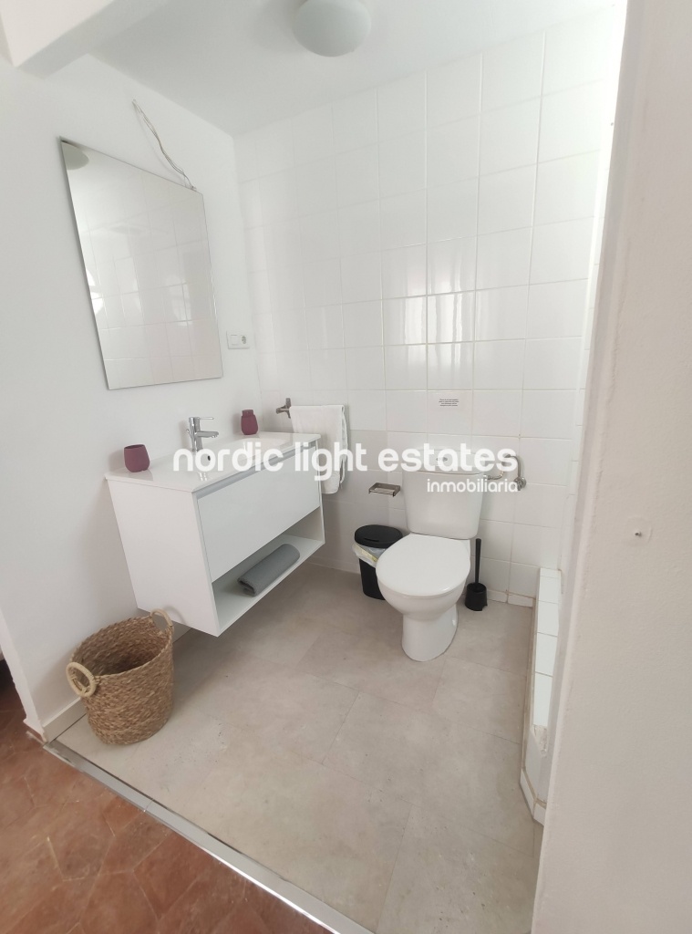 Wonderful newly renovated beachfront flat