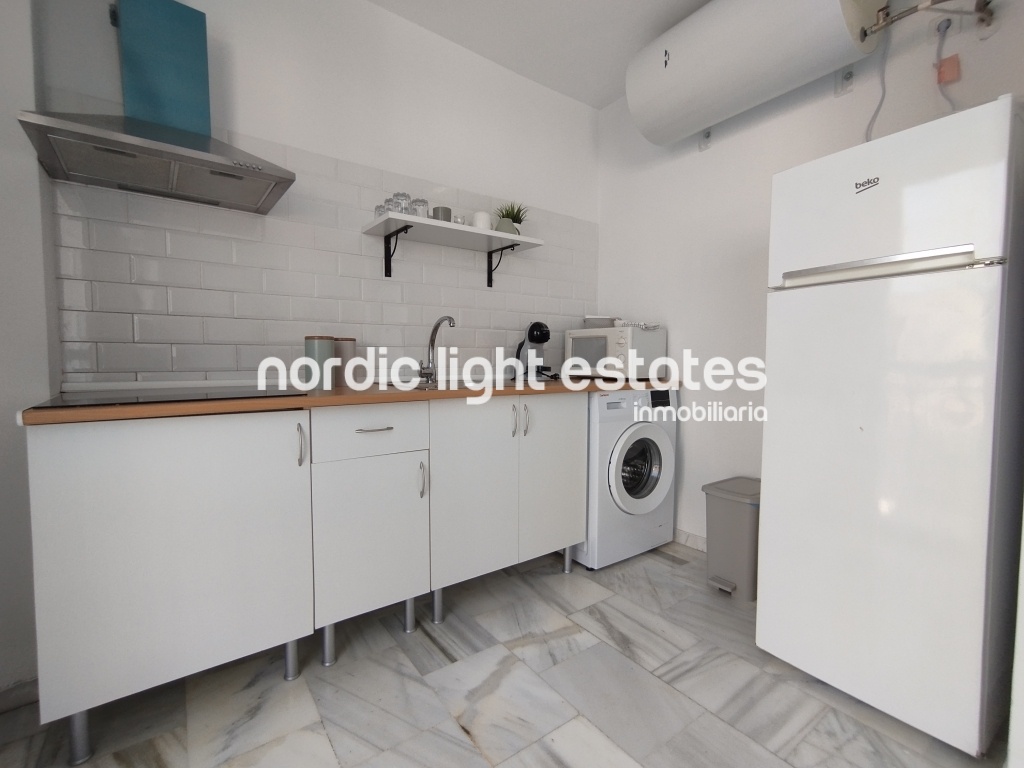 Apartamento luminoso en el centro de Nerja – ideal para dos