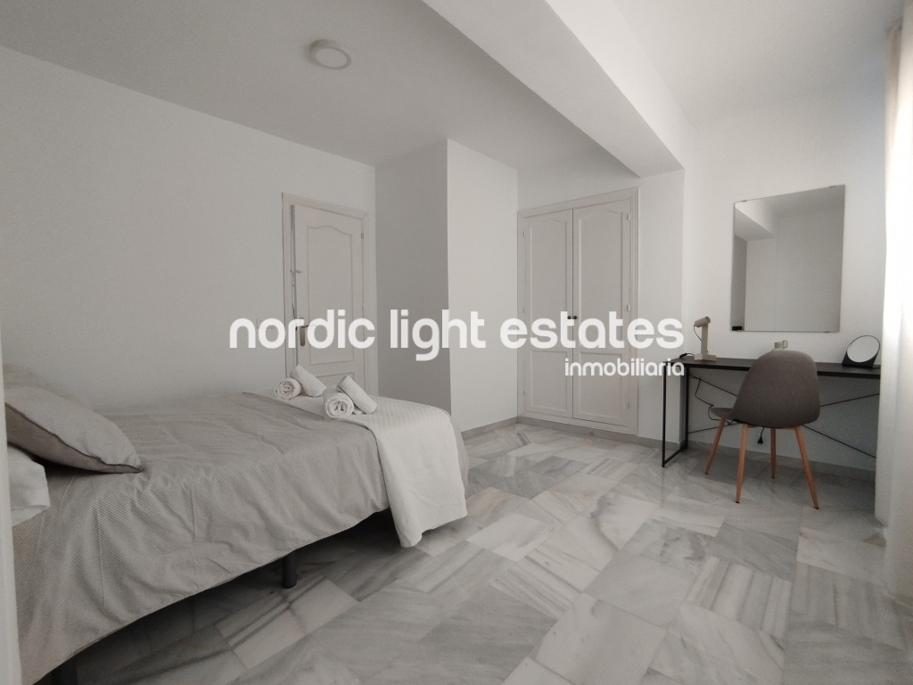 Apartamento luminoso en el centro de Nerja – ideal para dos