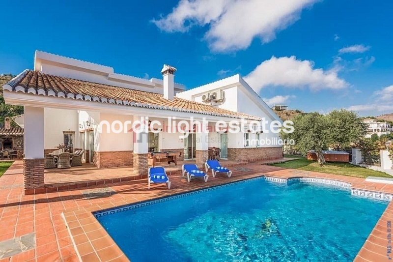Similar properties Villa in Nerja 