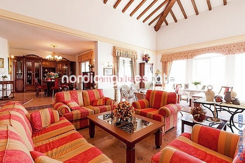 Propiedades similares Villa de lujo en Nerja 