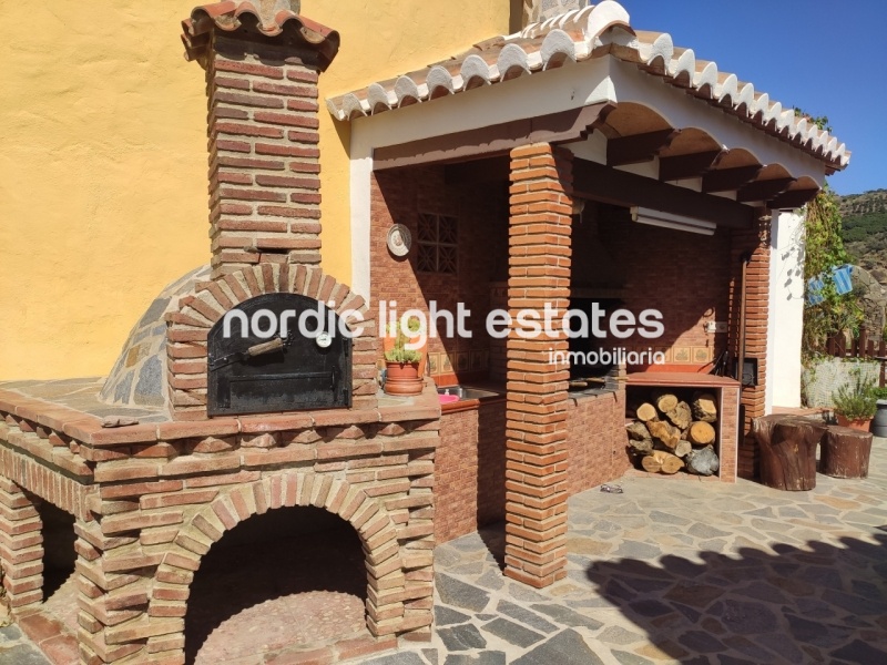 Similar properties Magnificent country villa very close to Torrox
