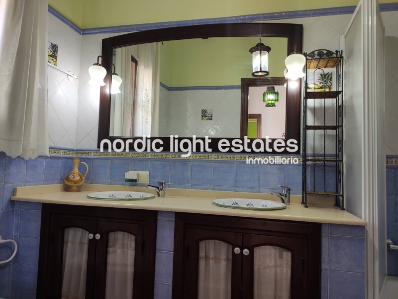 Similar properties Magnificent country villa very close to Torrox