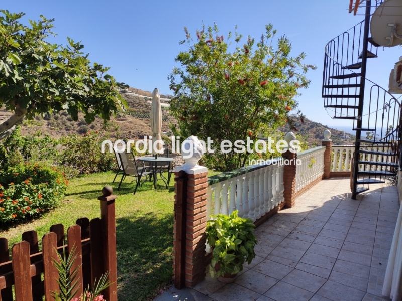 Similar properties Magnificent country villa very close to Torrox