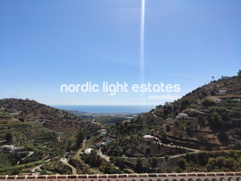 Similar properties Magnificent country villa very close to Torrox
