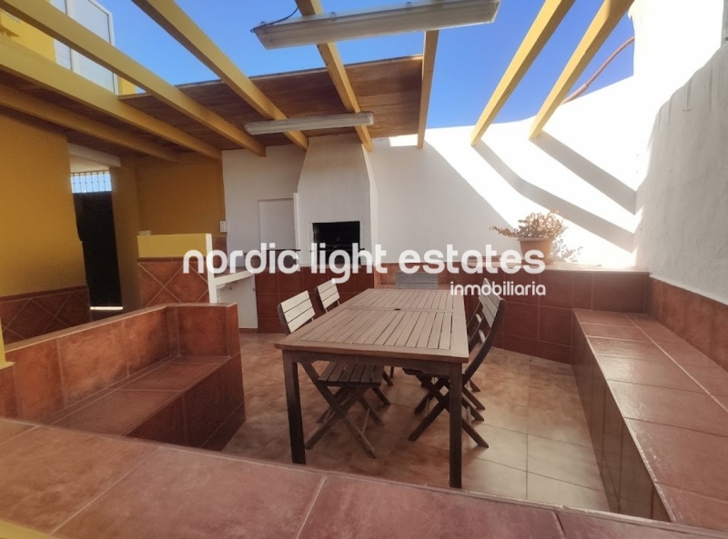 Villa independiente al sur con piscina