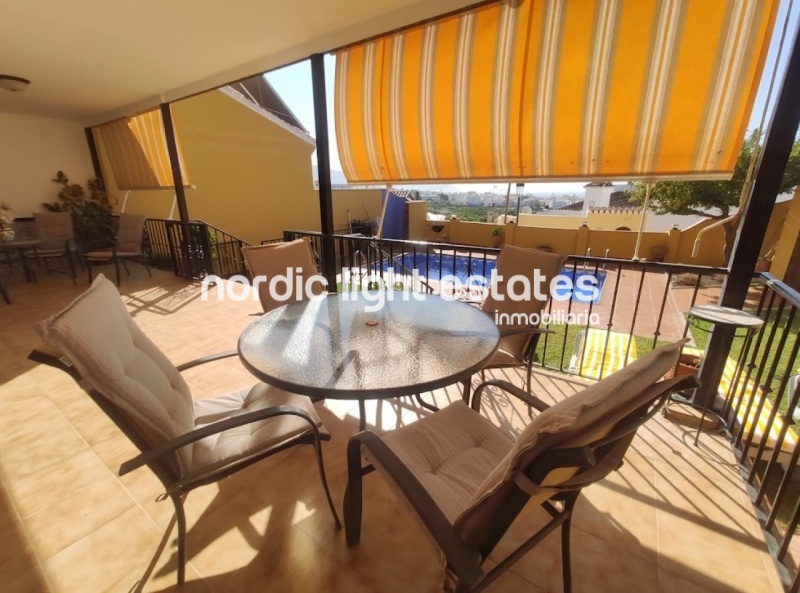 Villa independiente al sur con piscina