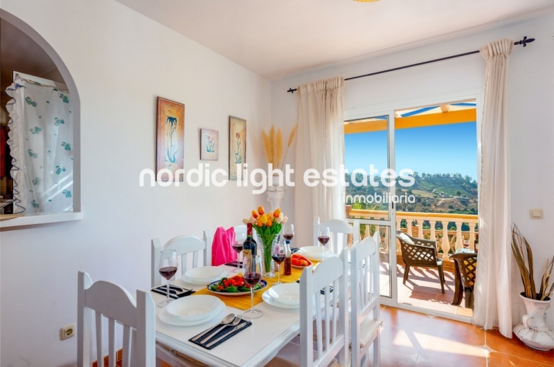 Alquiler de invierno 2025/26. Villa muy privada con piscina y jardines en Frigiliana