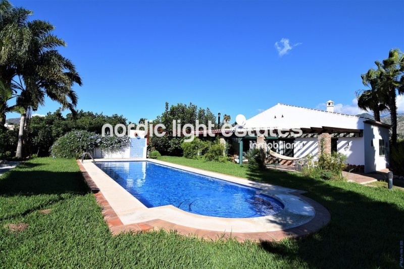 Similar properties Villa in Nerja