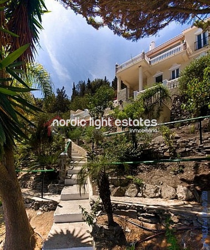 Similar properties Luxury villa in Nerja