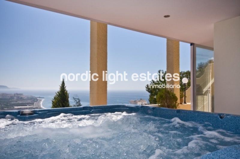 Similar properties Luxury villa in Nerja