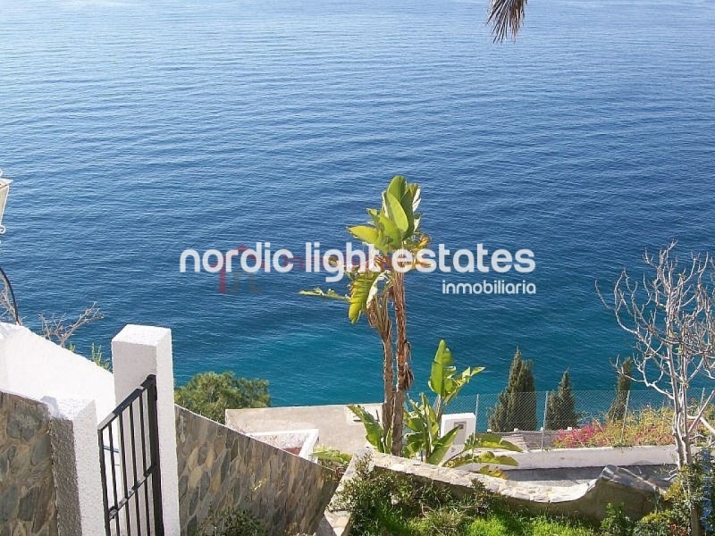 Similar properties Villa with panoramic sea views, beach frontline 