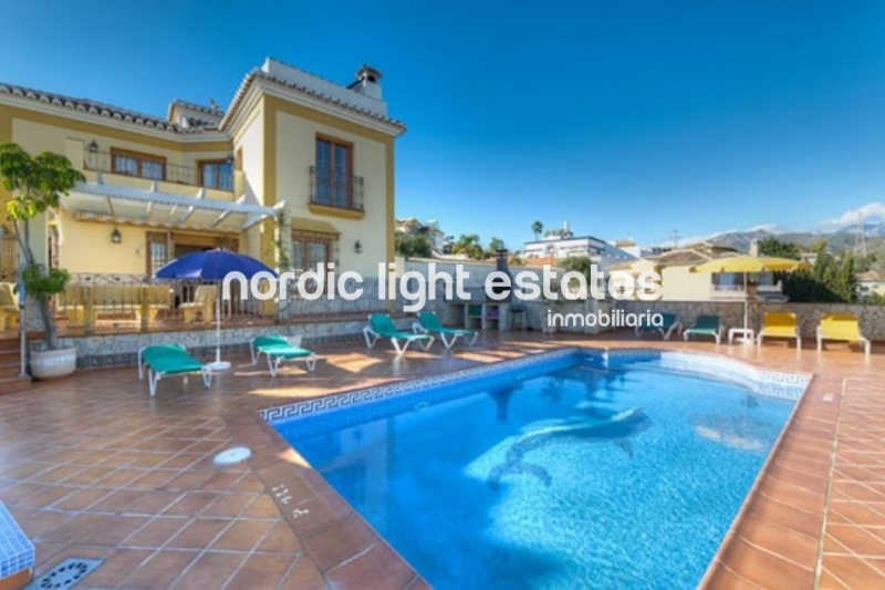 Detached villa for winter rental 2024/25 in Nerja