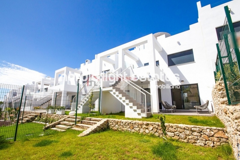 Similar properties Exclusive semi-detached house in Nerja 