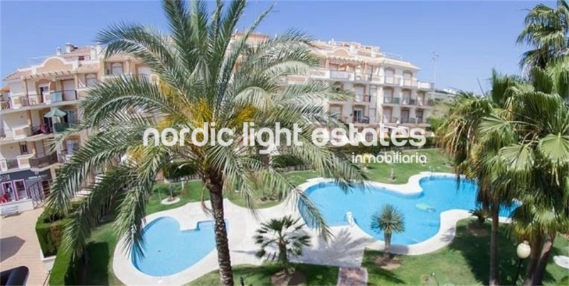 Apartamento en Torrox Costa 