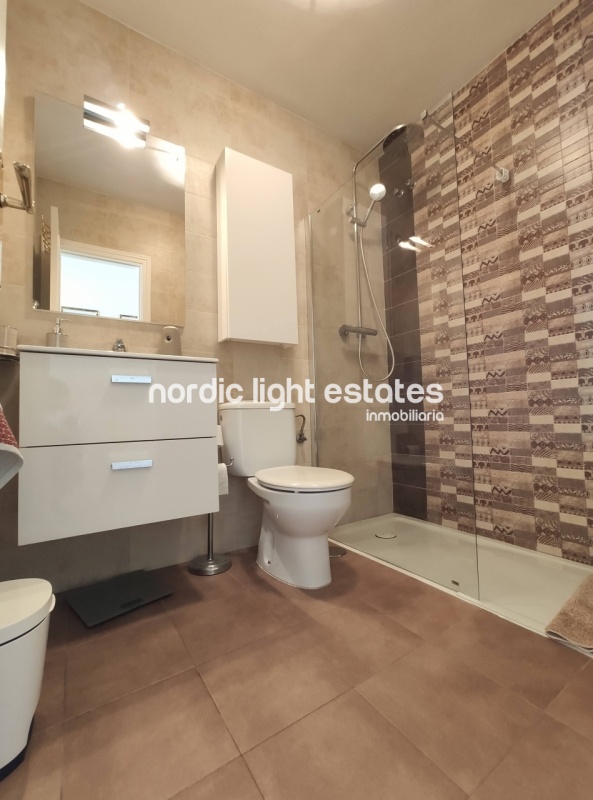 Larga temporada. Ático extraordinario y único en Frigiliana