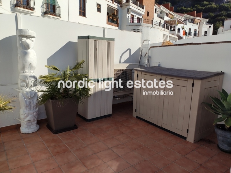 Larga temporada. Ático extraordinario y único en Frigiliana