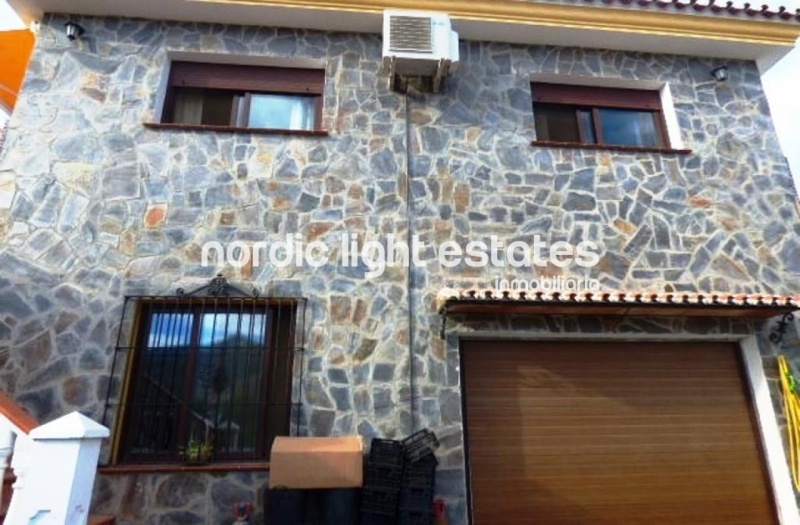Propiedades similares Villa en Nerja con piscina