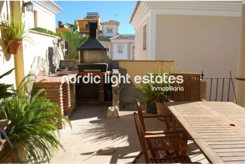 Propiedades similares Villa con piscina en Nerja 