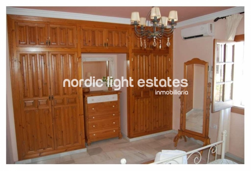 Propiedades similares Villa con piscina en Punta Lara, Nerja 