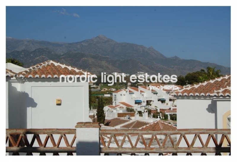 Propiedades similares Villa con piscina en Punta Lara, Nerja 