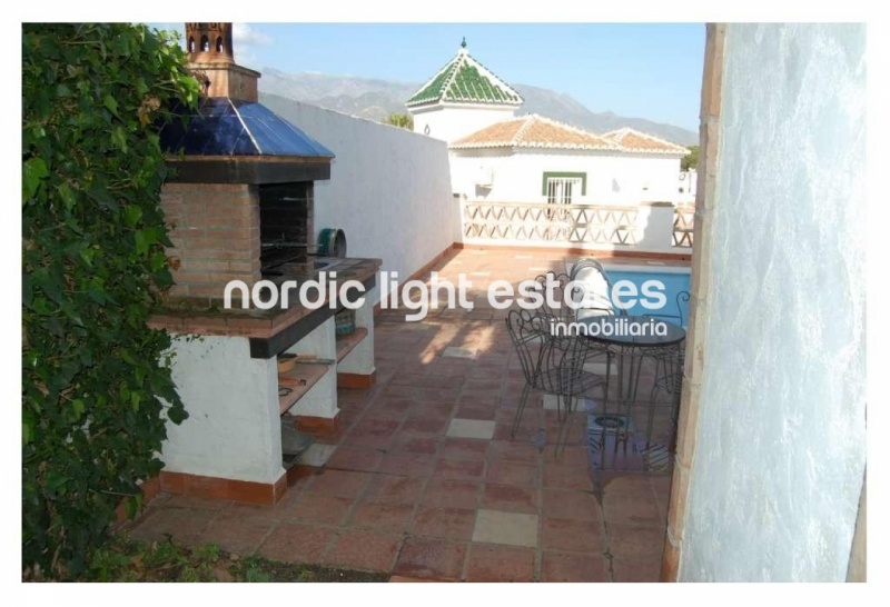 Propiedades similares Villa con piscina en Punta Lara, Nerja 