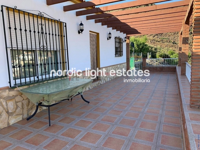 Country house just 1 km from Torrox-Pueblo