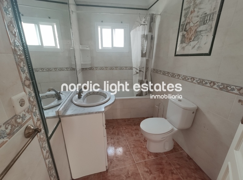 Similar properties House in Chimenea with lots of outside space