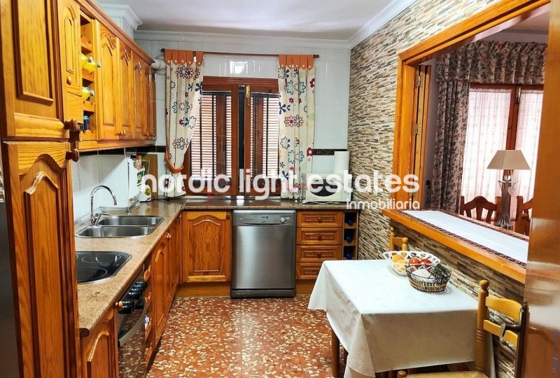 Top floor apartment in Frigiliana 