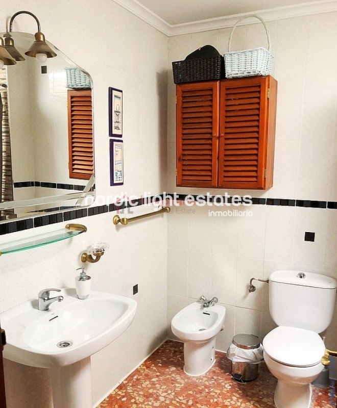 Top floor apartment in Frigiliana 