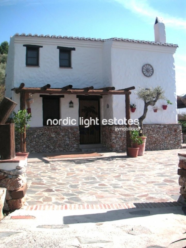 Excelente villa entre Nerja y Frigiliana 