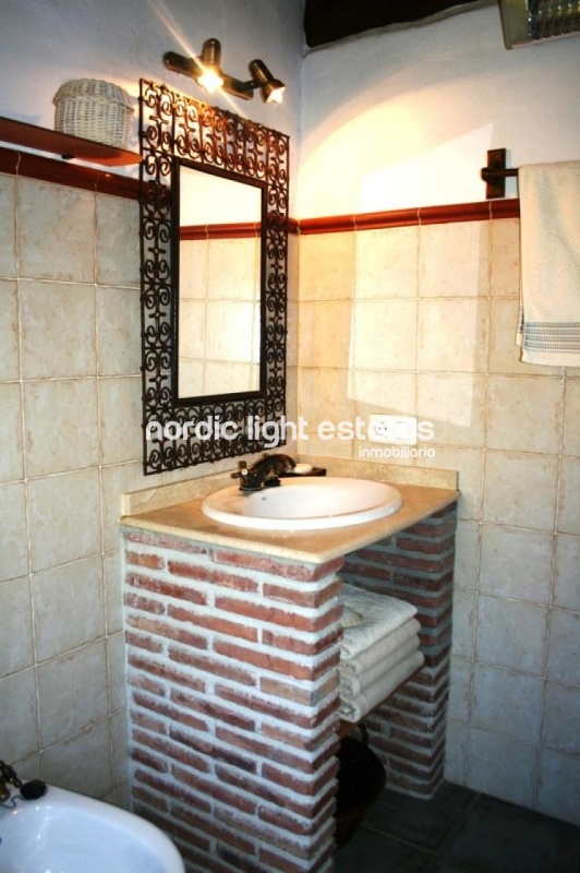 Excelente villa entre Nerja y Frigiliana 