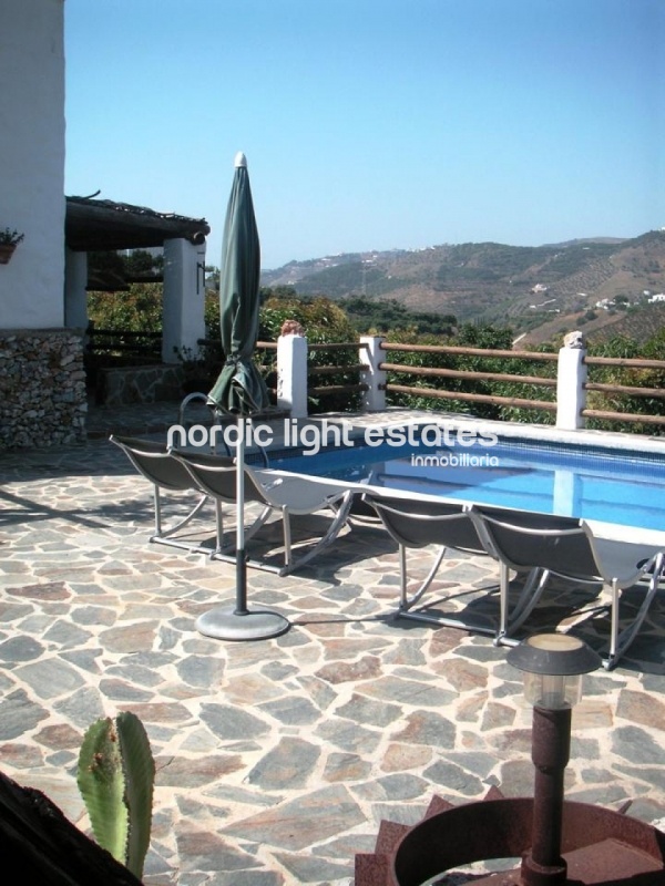 Excelente villa entre Nerja y Frigiliana 