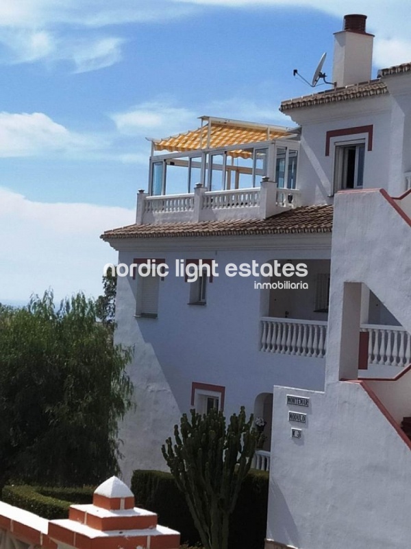 Penthouse apartment in Torrox Park 