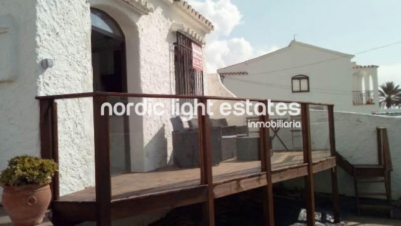 Propiedades similares Villa en Nerja con vistas al mar