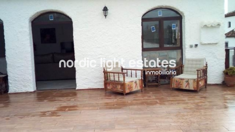 Propiedades similares Villa en Nerja con vistas al mar