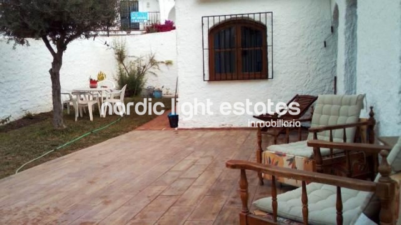 Propiedades similares Villa en Nerja con vistas al mar